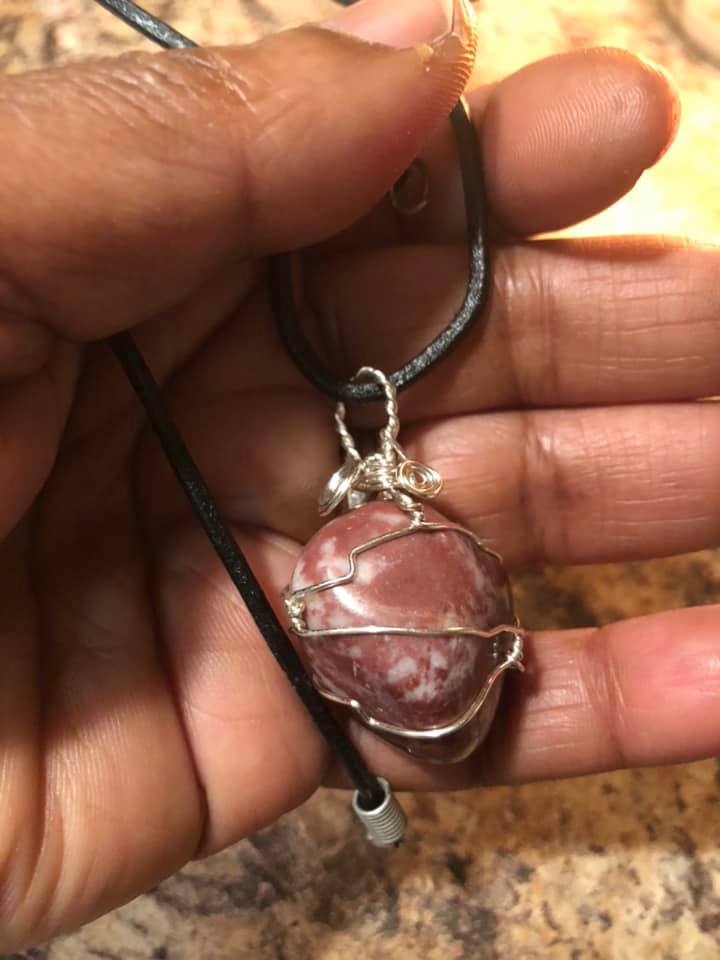 Brown Jade Pendant Necklace