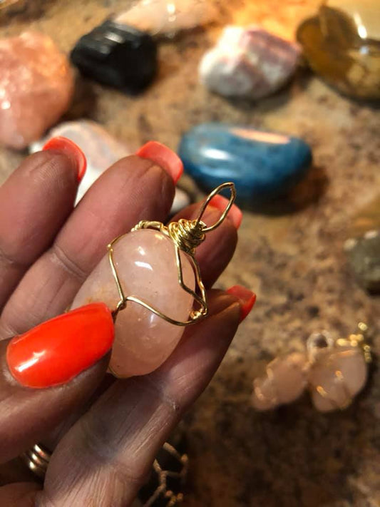 Rose Quartz Pendant Necklace