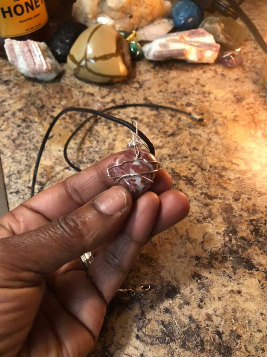 Brown Jade Pendant Necklace