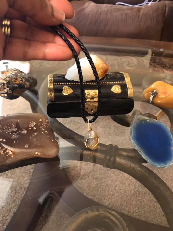 Brown Jade Pendant Necklace
